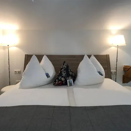 Landhaus Luise Fly In & Sleep *